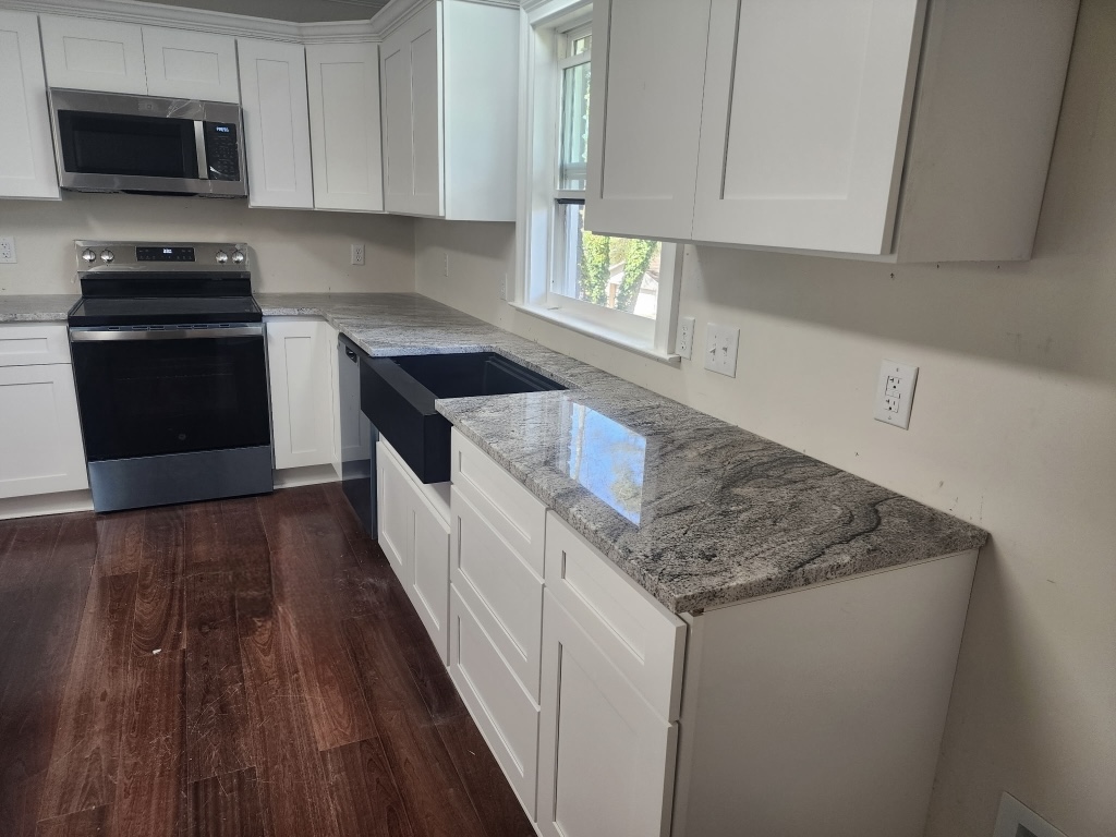 Viscount White Granite